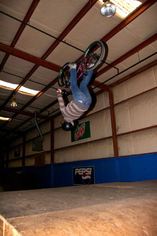 Justin Guignard flippin