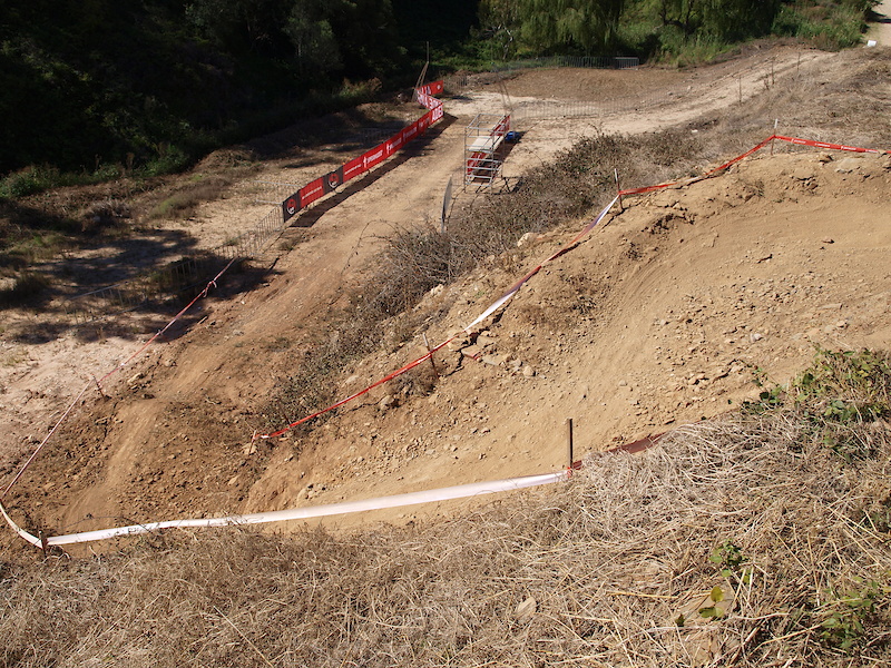 The final corner before the finsh line is actually quite steep and tight. Eagle is a challenging track as it does not allow the rider to sit back and relax at any point, a lapse of concentration on this track will show in the results.