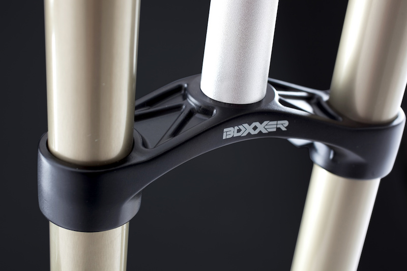 Topping the race ready details of the new BoXXer WC Keronite are a lightweight pair of hard-anodized black crowns with durable transfer- decals that sit under the protective clearcoat for the ultra clean fit and finish you expect from a pure racing tool. The BoXXer World Cup Keronite with Mission Control DH damping and SoloAir spring system will be available in shops beginning in May 2011 and will have a MSRP of $1,700 (USD).