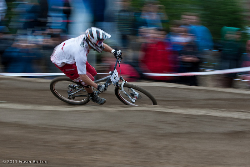 Kirt Voreis slays the high speed berm and plays catch up behind Dan Atherton.