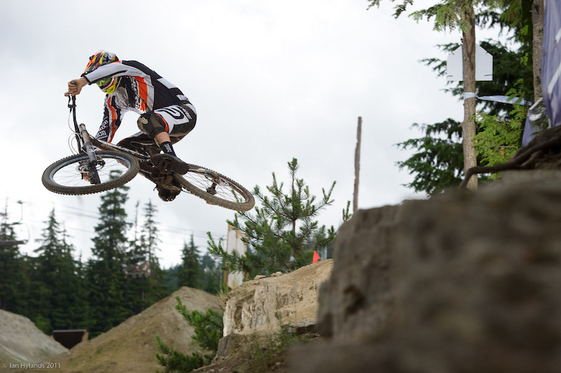 Blenki, throwing it off the GLC Drop and into first place...