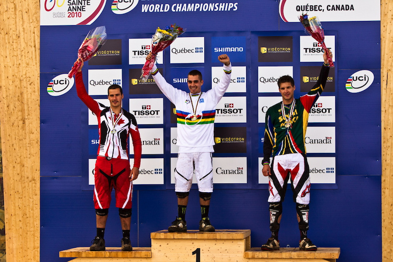 The confidence pays off: Hill wins his third rainbow jersey in the elites, after an amazing comeback from a shoulder injury that had sidelined him most of the season. (Photo by Victor Lucas)