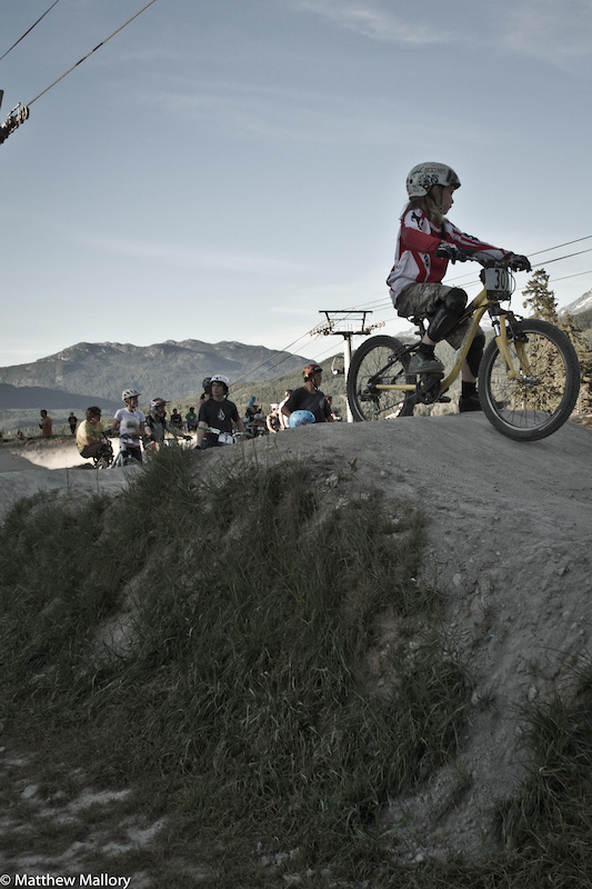 Riders line up to pump it up and take advantage of the open jam format.