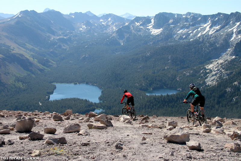 A glimpse into the immense cross-country terrain.