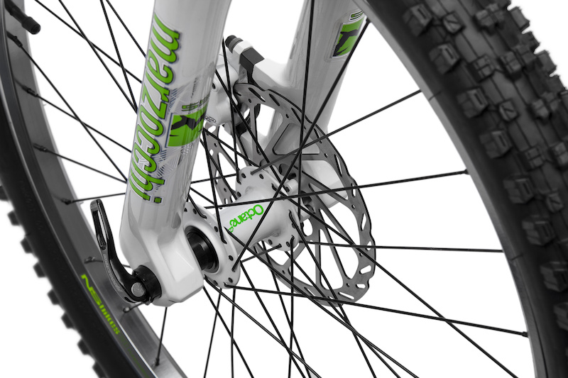 Core 1 - features sealed bearing front and rear hubs by Octane One.