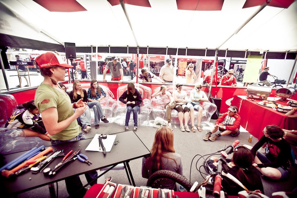 Ultra distance racer Rebecca Rusch spearheaded the first ever SRAM ladies lounge. This roundtable was open to all, but mainly focused answering tech and training questions any up-and-comer women racers may have. Many pro women were in attendance.