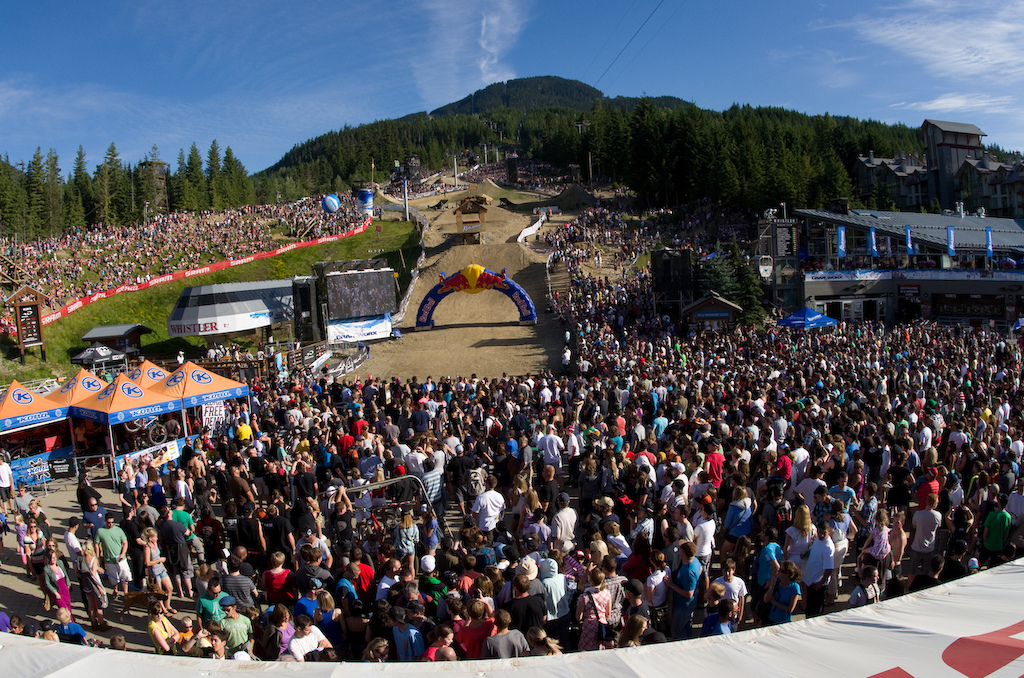 The SRAM viewing deck is one hell of a spot to scream, cheer and have a drink! Lucky.