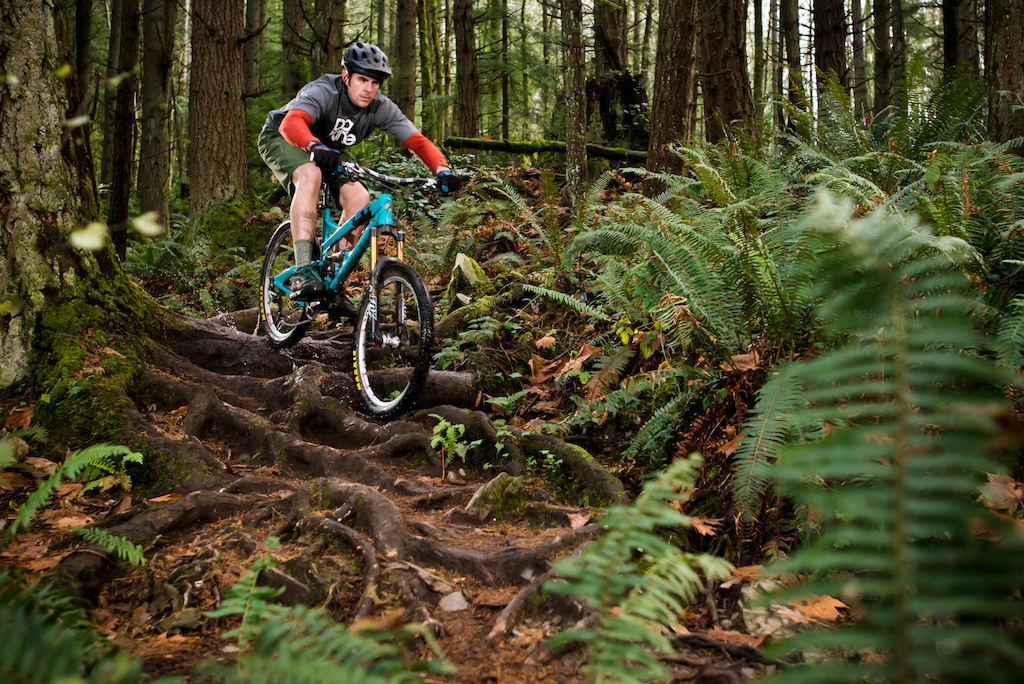 The secret to riding the SB66 is to go fast. Pushed hard into its mid-stroke, the Super Bike holds an uncanny line in rough terrain.